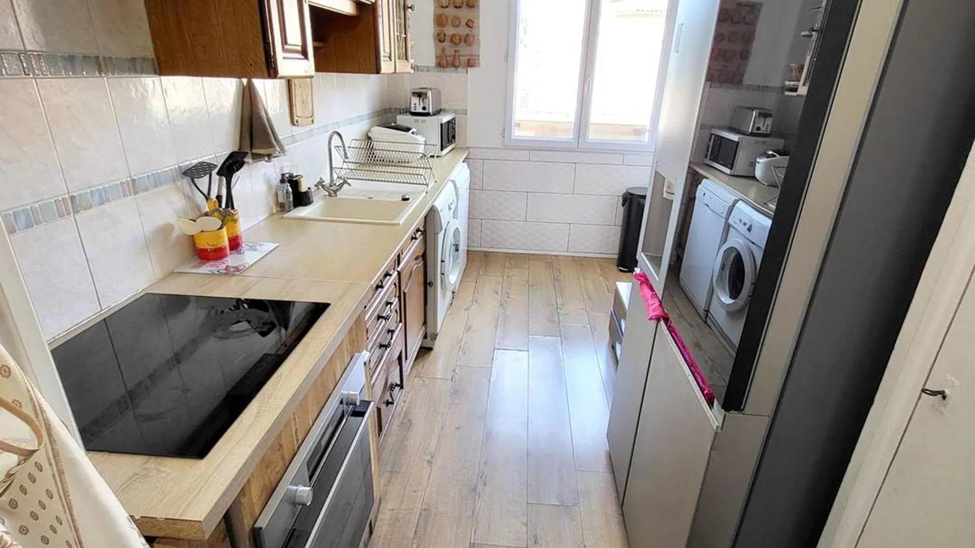 Appartement T3 Au Calme A 600 M Des Plages Avec Parking, Wi-Fi Et Equipements Modernes - Fr-1-316-331 Six-Fours-les-Plages 0*,  France